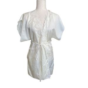 Vintage Womens Lace Medium White Short Dolman Sleeve Kimono Robe 60s‎ 70s 80s